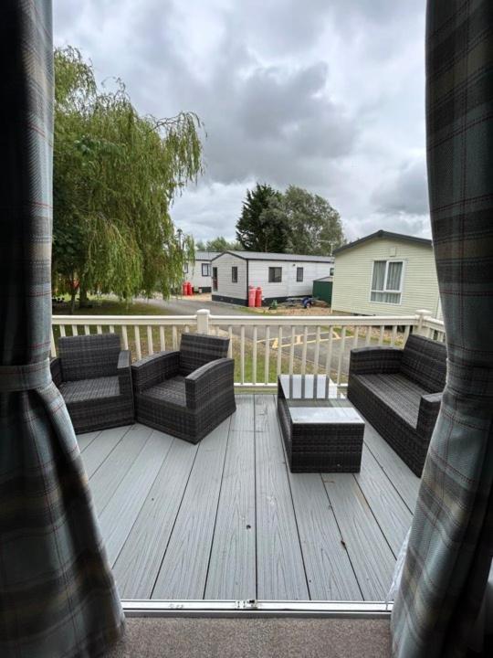 23 Larch View Luxury Caravan Tattershall Lakes Экстерьер фото